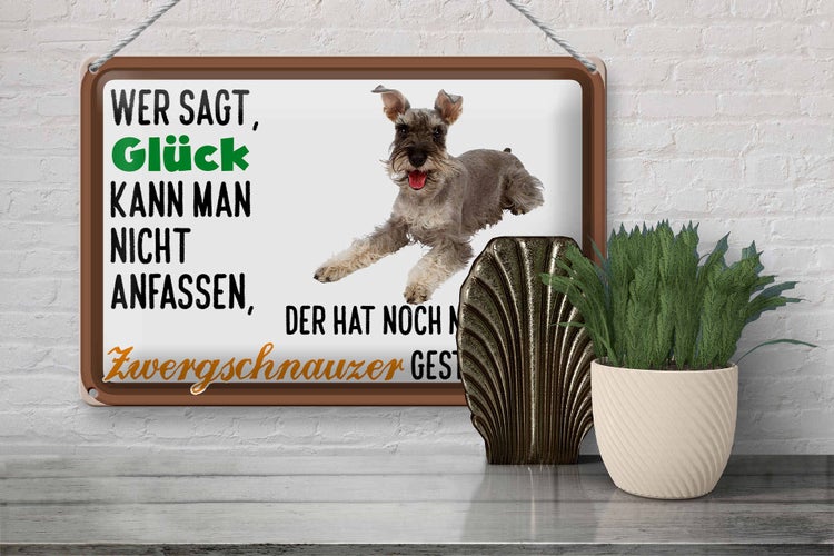 Terrasse mit Grill, Sitzgruppe und Teppich