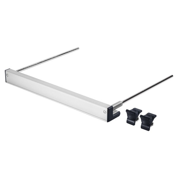 Blühender Zwergflieder im Garten