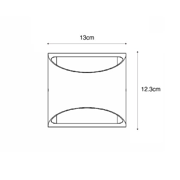 Maßzeichnung einer Wandleuchte mit einer Breite von 13 Zentimetern und einer Höhe von 12,3 Zentimetern.