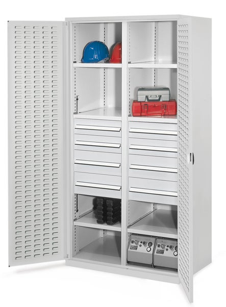 Geöffneter Werkzeugschrank mit Regalen und Schubladen