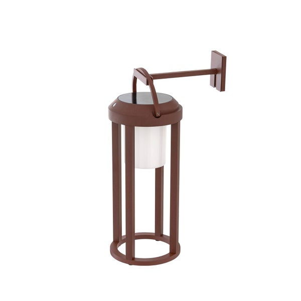 Braune Solar-Wandleuchte für außen in Laternenform mit Bewegungsmelder und integriertem Solarpanel.