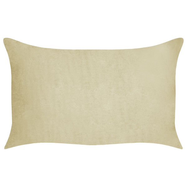 Rechteckiges Dekokissen aus weichem, strukturiertem Stoff in Beige.