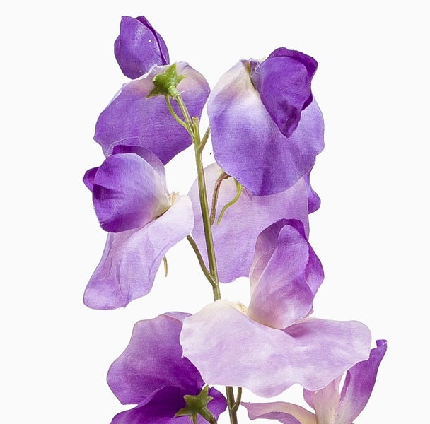 Künstliche Wicke mit violetten Blüten aus Textilmaterial.