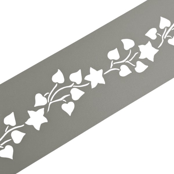 Schablone mit Blätter- und Sternmotiv