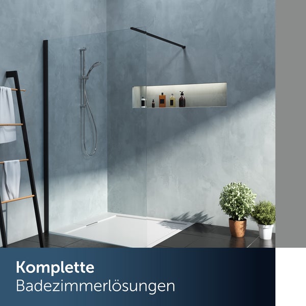 Badezimmer mit Dusche, Handtuchhalter und Pflanzen