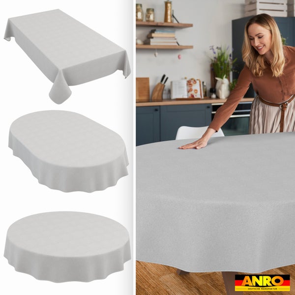Tischdecken in rechteckig, oval und rund sowie eine Frau, die eine Tischdecke in einer organisierten Küche glattstreicht. ANRO Logo.