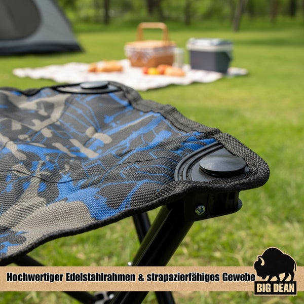 Campinghocker mit Stahlrahmen und robustem Stoffbezug im Freien