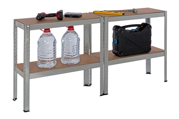 Werkbankregal mit Werkzeug und Zubehör