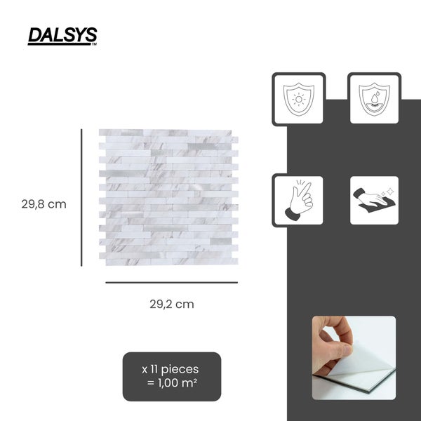 Dalsys Logo. Selbstklebende Mosaikfliese Marmoroptik, 29,8 mal 29,2 Zentimeter, 11 Stück pro Quadratmeter, UV-beständig, wasserfest, pflegeleicht.