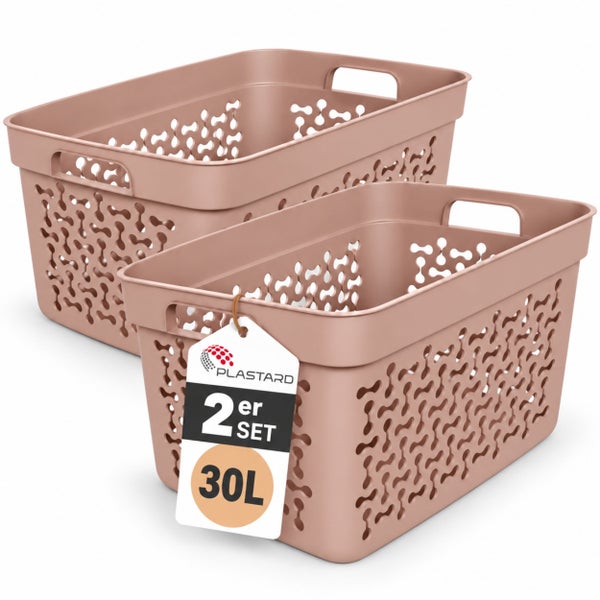 Set aus zwei Kunststoff Aufbewahrungskörben mit Ausstanzungen und Griffen, Fassungsvermögen 30 Liter, inklusive Plastard Logo Anhänger