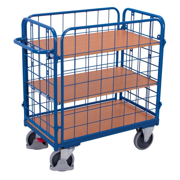 Blauer Gitterwagen mit drei Holzregalen und Rollen