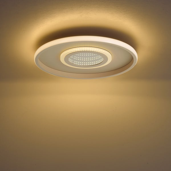 Runde LED Deckenleuchte mit moderner Ringoptik und indirekter Lichtabstrahlung zur Deckenmontage.