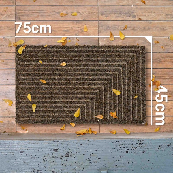 Fußmatte mit den Maßen 75 mal 45 Zentimeter.