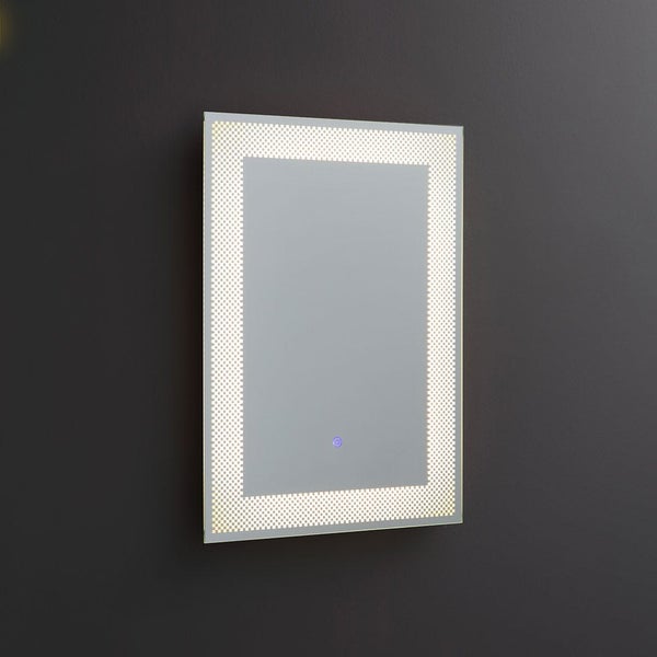 Rechteckiger LED-Badspiegel mit umlaufendem, gepixeltem Lichtrahmen und Touch-Sensor an der Unterseite.