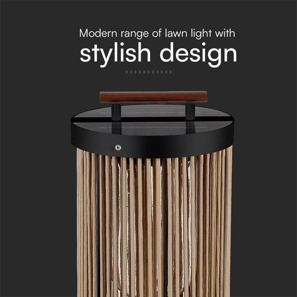 Dekorative Gartenleuchte mit Solarpanel und Holzgriff