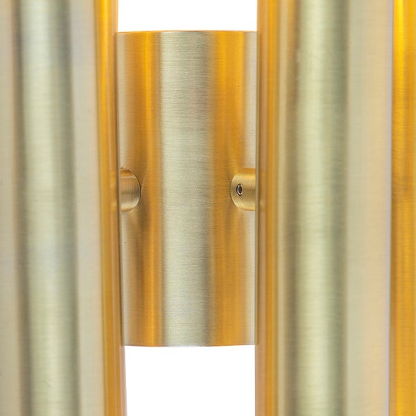 Nahaufnahme von verbundenen Metallrohren