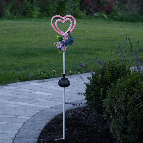 Lichterkette mit klaren Birnen und schwarzem Kabel