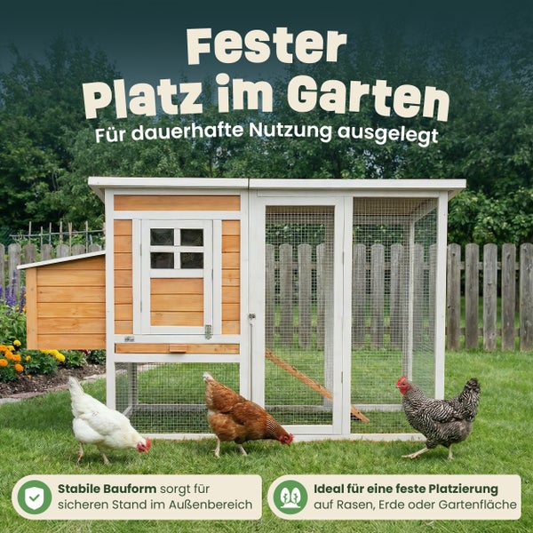 Kleintierstall aus Holz mit Klappdach, Schiebetür und großer Gittertür für einfachen Zugriff und Reinigung.
