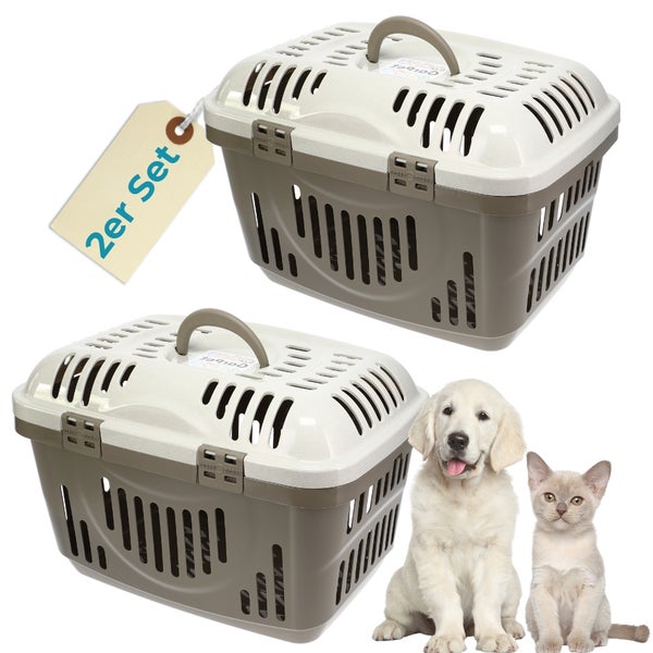 Zwei Transportboxen für Kleintiere mit Hund und Katze