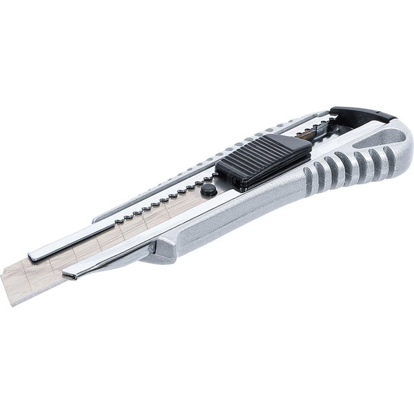 Cuttermesser mit ausziehbarer Klinge