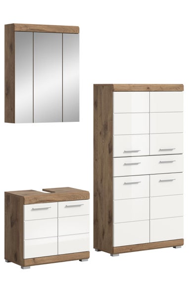 Badezimmer-Möbelset bestehend aus Spiegelschrank mit drei Türen, Waschbeckenunterschrank und hohem Schrank in Holzoptik und Weiß.