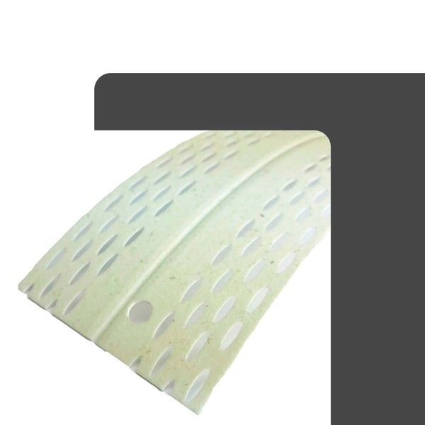 Flexibles Eckschutzprofil aus Kunststoff mit Perforation für Trockenbauwände.