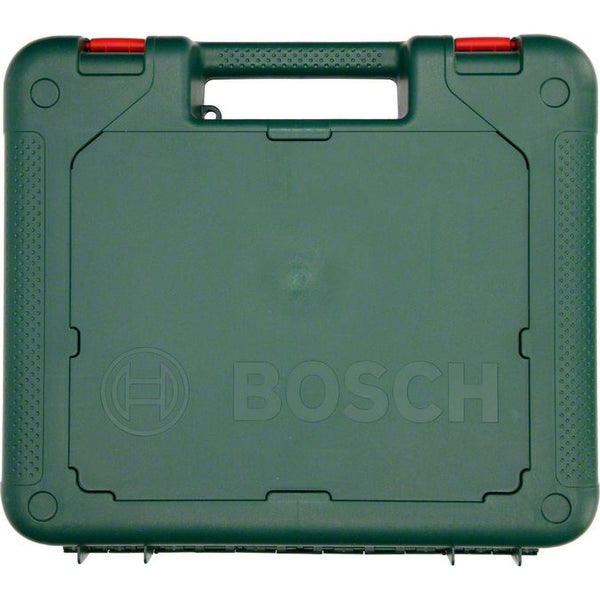 Bosch Akku-Stichsäge mit Ladegerät und Akku neben einem geöffneten grünen Transportkoffer auf einem Holzboden.
