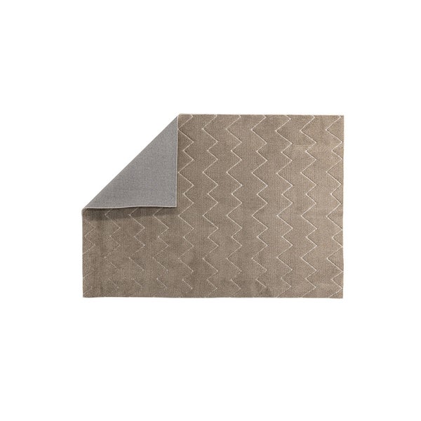 Rechteckiger Teppich mit Zickzackmuster