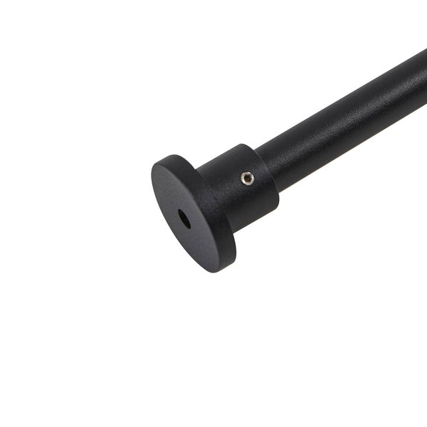 Schwarze Gardinenstange mit flachem Endstück aus Metall und Detailansicht der Halterung mit Feststellschraube.