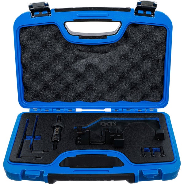 Offener blauer Werkzeugkoffer mit Werkzeugen und BGS Technic Logo