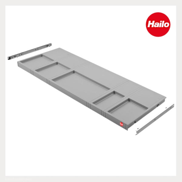 Hailo ausziehbarer Tablarauszug für Küchenschränke mit Fächereinteilung und Teleskopschienen aus Metall sowie Hailo Logo.