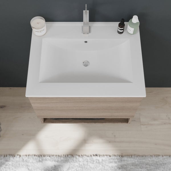 Waschtisch mit Unterschrank, Armatur und Badaccessoires von oben