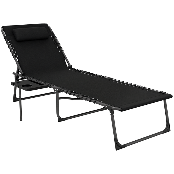 Schwarze klappbare Sonnenliege mit Metallgestell, Kopfkissen und seitlicher Ablage inklusive Getränkehalter.