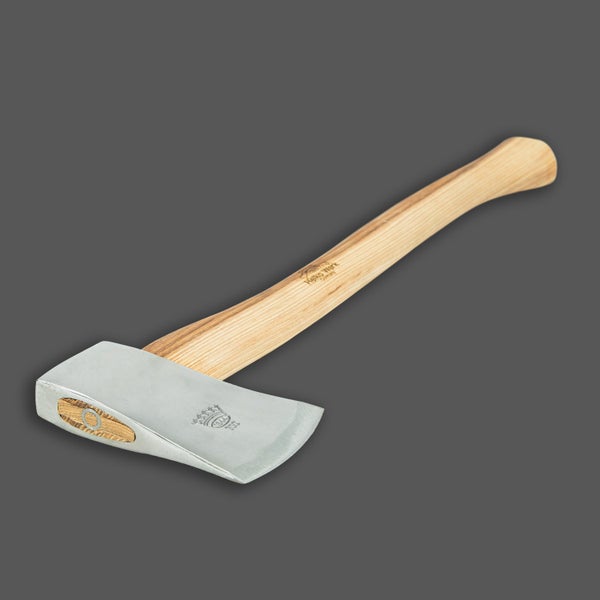 Forstbeil mit Stahlkopf und Holzstiel von Helko Werk