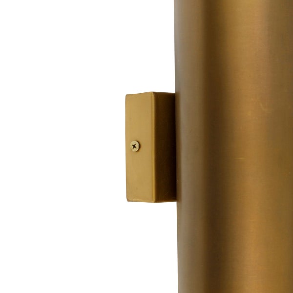 Detailansicht einer Wandleuchte mit Befestigung