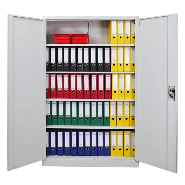 Geöffneter Aktenschrank mit Ordnern und zwei roten Aufbewahrungsboxen