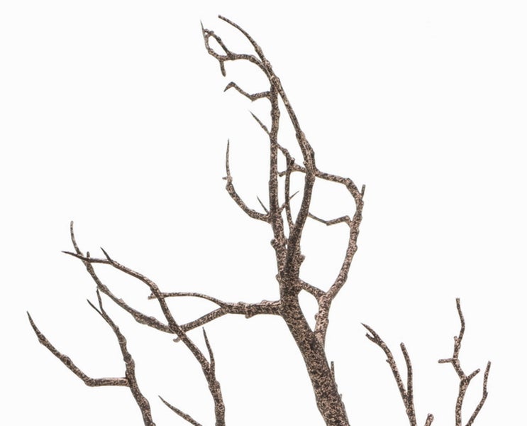 Künstlicher Dekozweig mit strukturierter Oberfläche in dunkler Bronzeoptik.