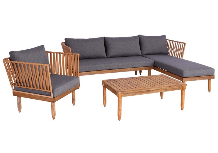 Garten-Lounge-Set aus Holz mit grauen Polstern, bestehend aus einem Ecksofa, einem Sessel und einem Couchtisch.