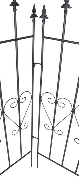 Dekoratives Gartenzaunelement mit Herzmuster