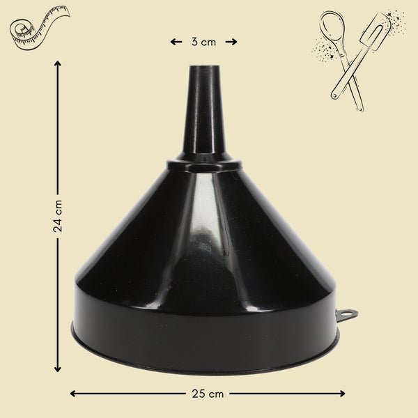 Schwarzer Trichter mit den Maßen 24 cm Höhe, 25 cm Breite und 3 cm Durchmesser der Öffnung.