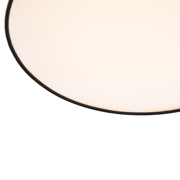 Detailaufnahme einer runden Deckenleuchte