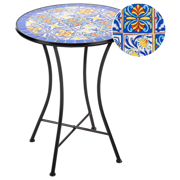 Beistelltisch mit Mosaikplatte und Metallgestell für den Garten.