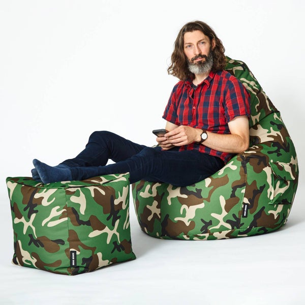 Green Bean Sitzsack-Hocker 40x40x40cm mit EPS-Perlen Füllung - Fußhocker Fußkissen Sitz-Pouf für Sitzsäcke - Bodenkissen für Kinder und Erwachsene - Fußablage Sitzkissen Sitzhocker Camouflage Grün