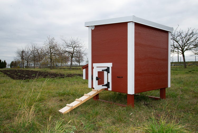 Hühnerstall Mitte EZ Chicken Home  1,68 m²  127 x 133 x 158 cm Rot hergestellt in EU