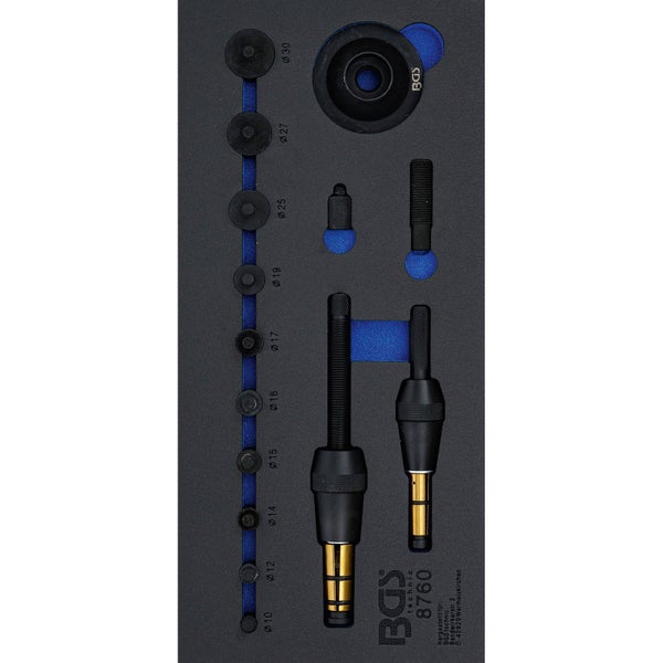 BGS technic Innenabzieher-Satz in einer Schaumstoffeinlage mit verschiedenen Adaptern und Abziehern.