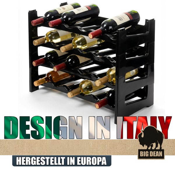 Schwarzes Weinregal mit mehreren gefüllten Weinflaschen