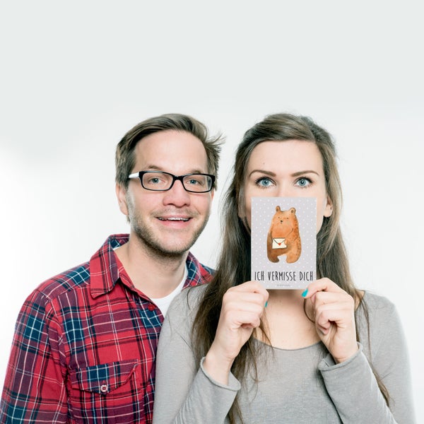 Mr. & Mrs. Panda Postkarte Bär Vermissen - Grau Pastell