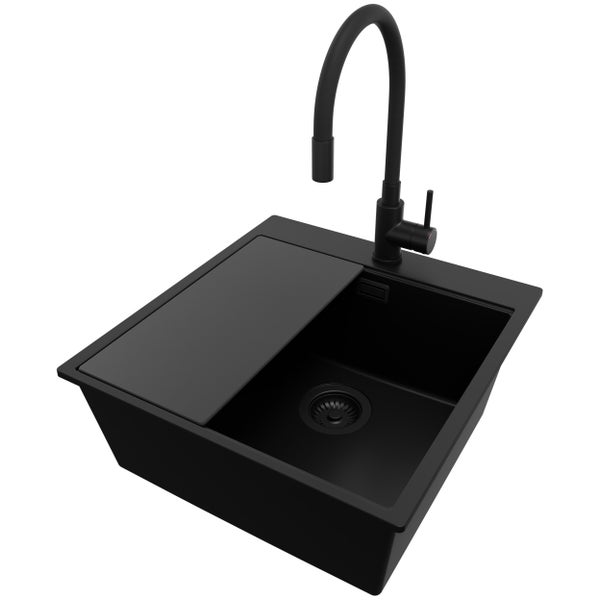 Spüle mit Abtropffläche und Wasserhahn