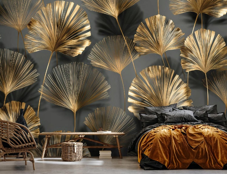 Schlafzimmer mit goldenem Blattmuster-Hintergrund