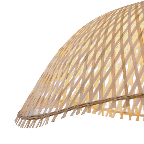 Detailansicht einer Pendelleuchte aus Bambus